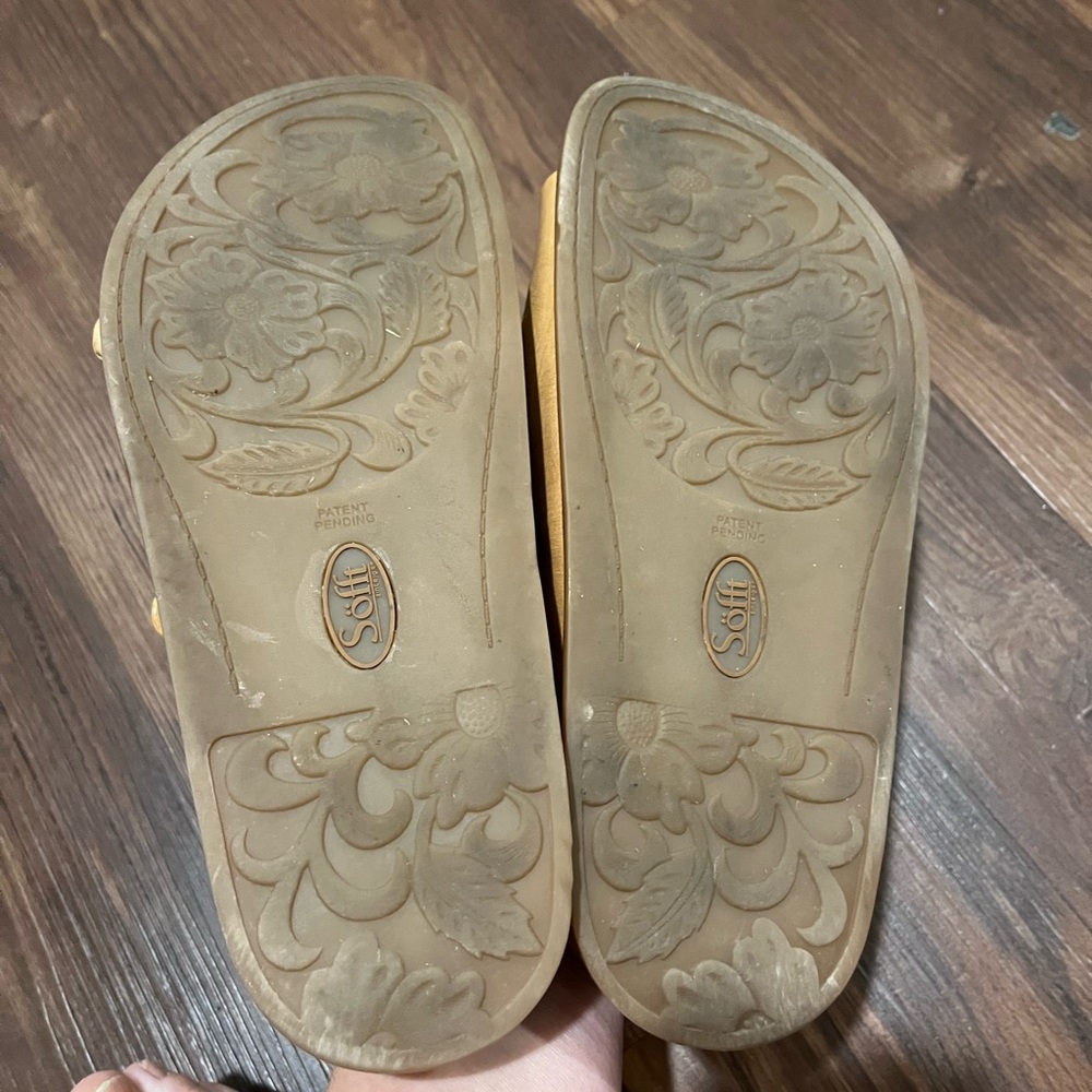 Sofft Alizah Tan For Women Size 7 1/2M - Picture 11 of 12